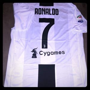 Juventus Ronaldo jersey size L 2018/19